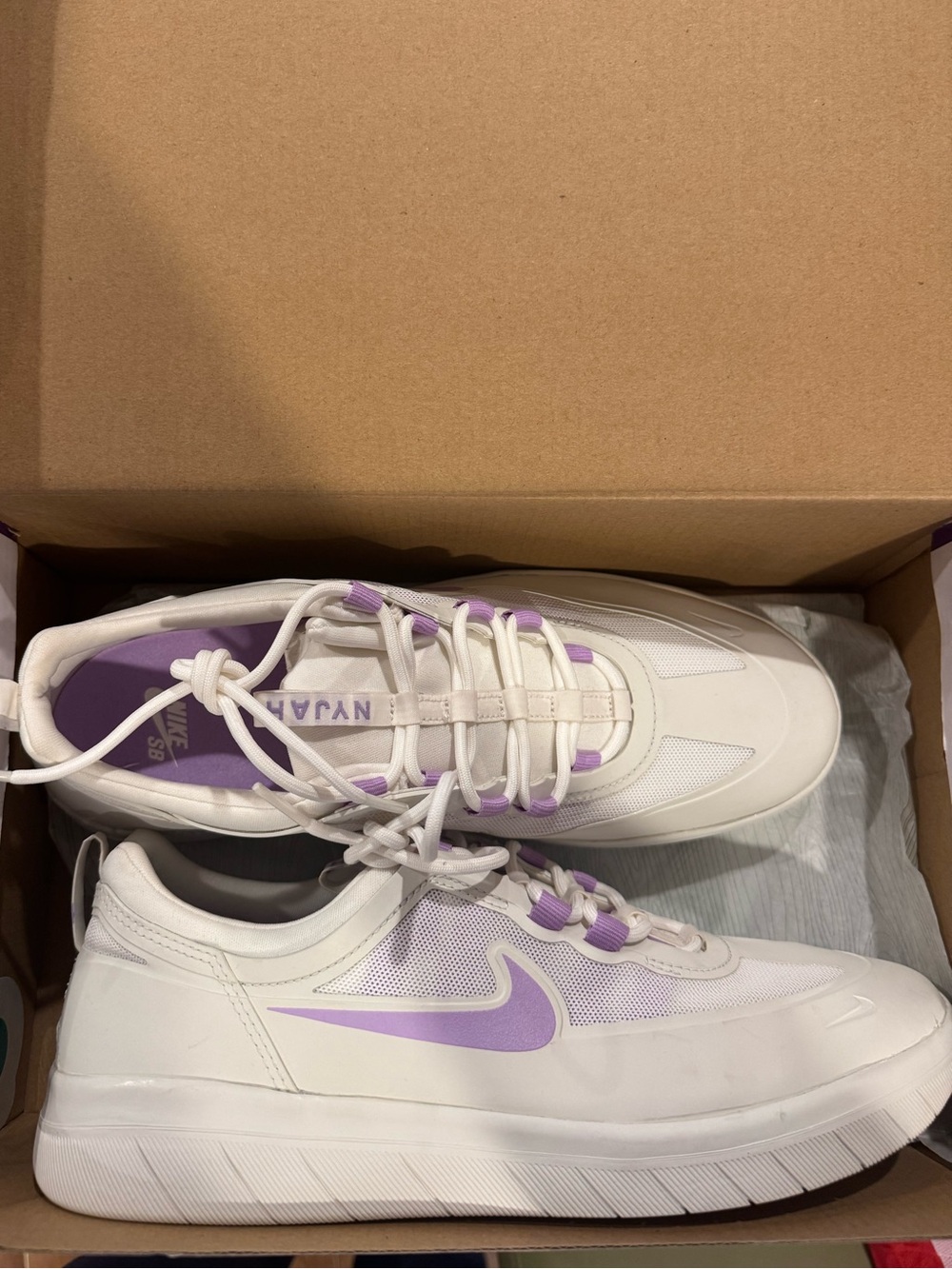 Nike SB Nyjah Free 2 Summit White/Lilac Sneaker